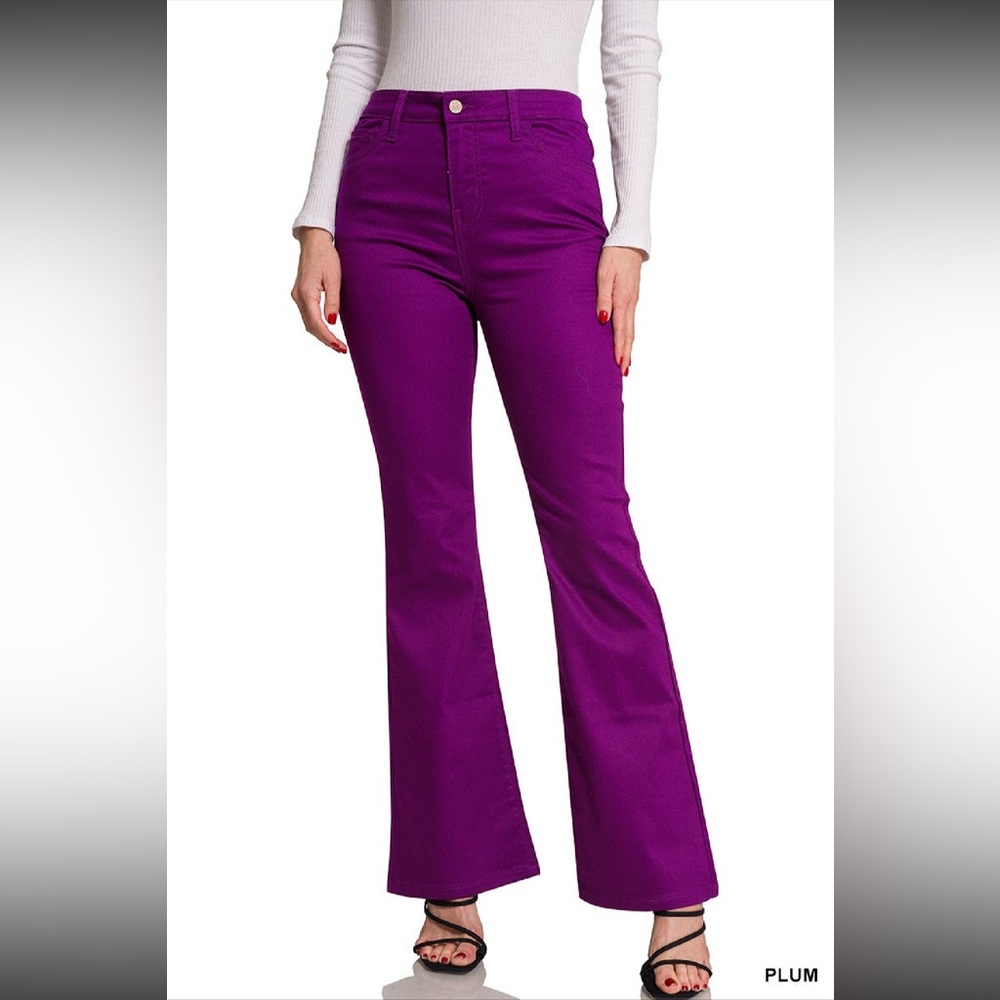 Zenana High Rise Bootcut Color Denim Pants in plum size small